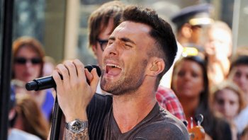 Фронтмен Maroon 5 стал самым сексуальным мужчиной по версии People
