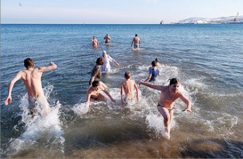 В Феодосии 1 января откроют купальный сезон